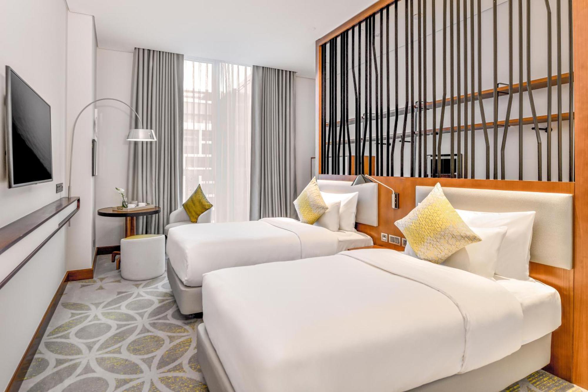 Grand Mercure Dubai City Exterior photo